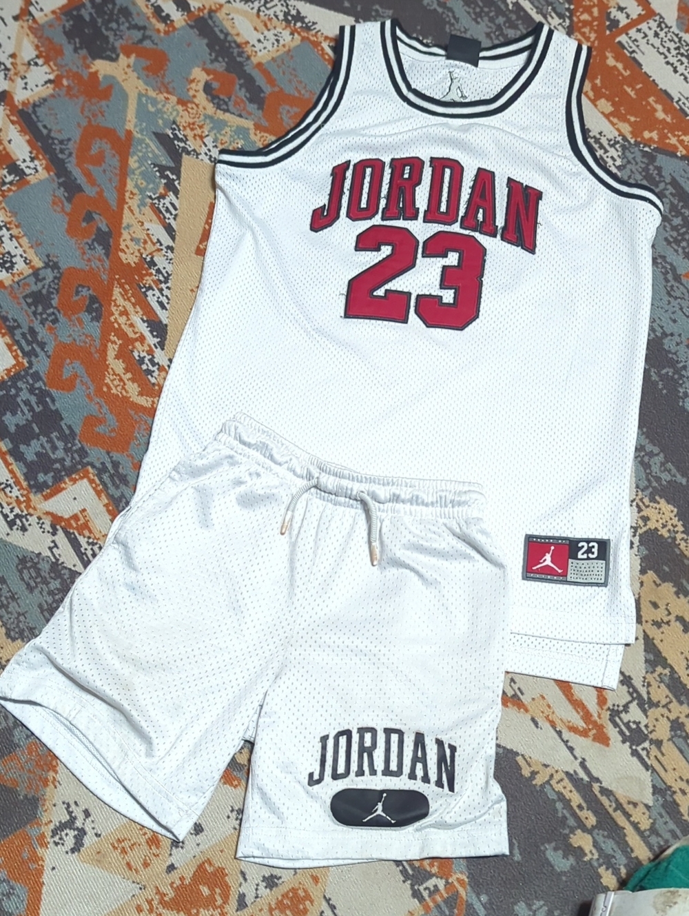 Jordan Youth Authentic Basketball MJ 23 Retro NBA White Jersey Sz L